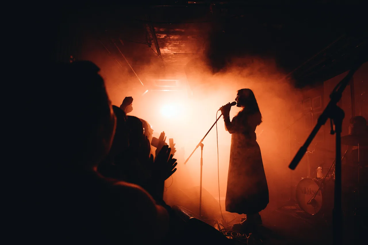 Nell Mescal, Lexie Carroll and Scout put on a Dork's Night Out to remember at the 100 Club, London