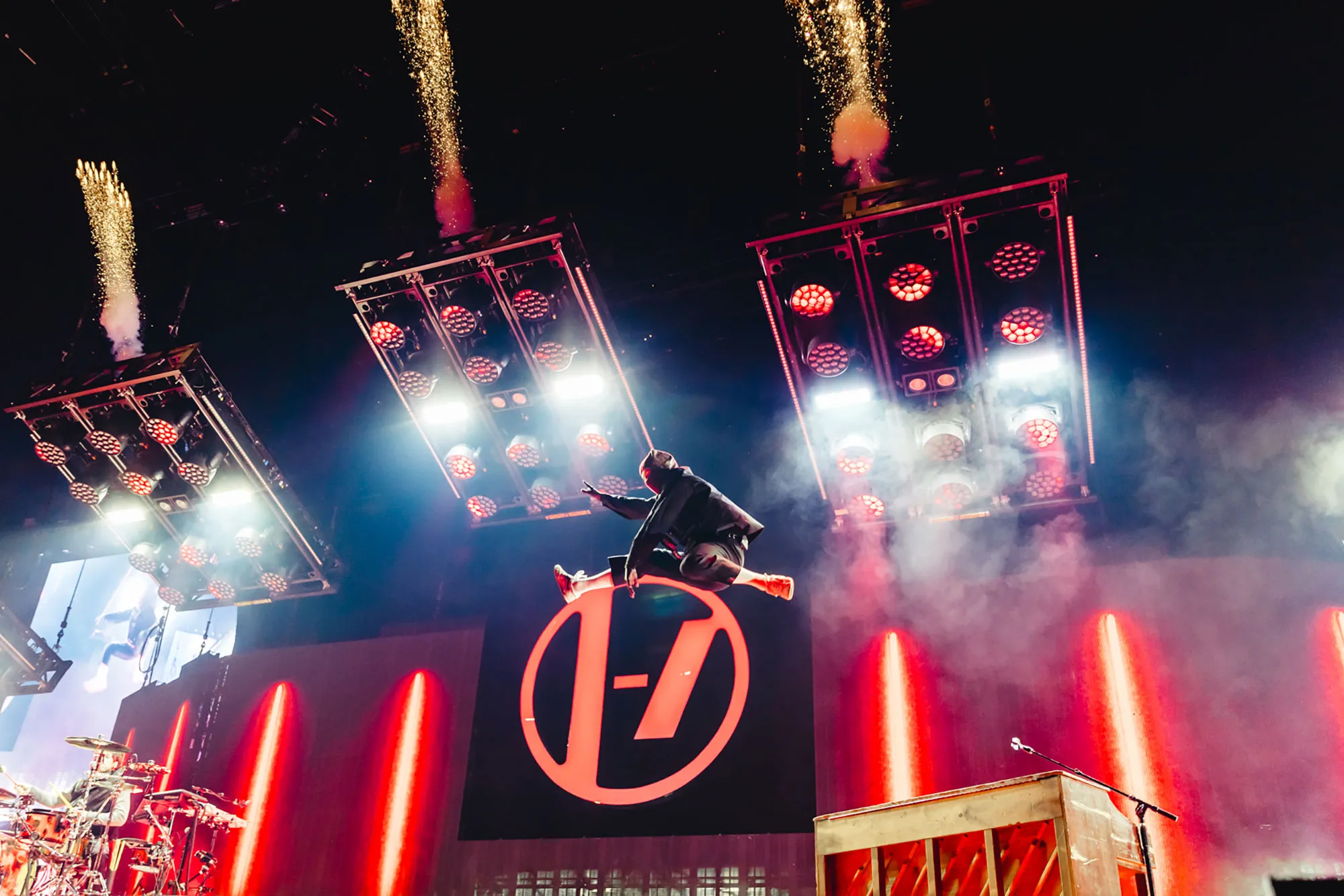 Twenty One Pilots transform London's O2 Arena into a dystopian theatre of rebellion