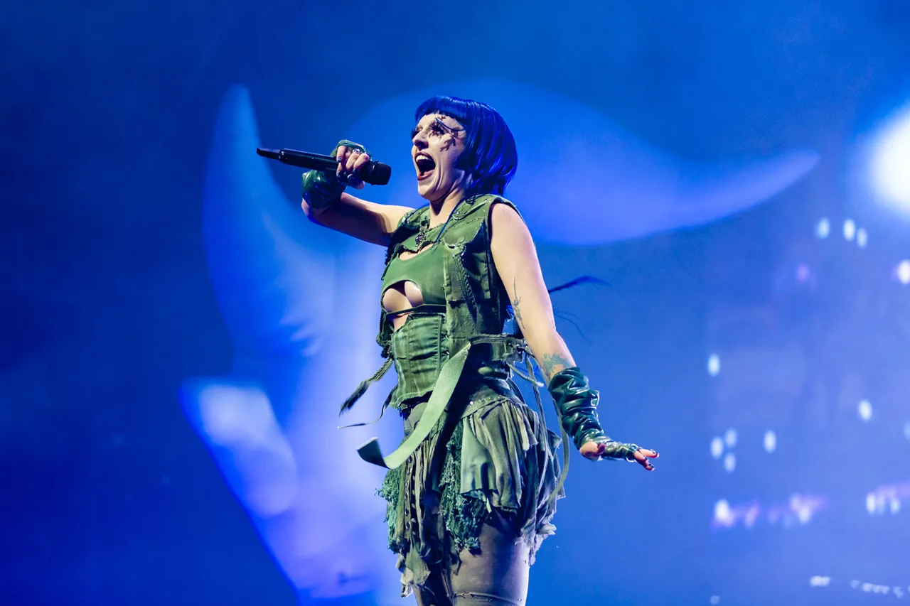 Rage and soft love reign supreme at Ashnikko's awe-inspiring gig at London's Alexandra Palace