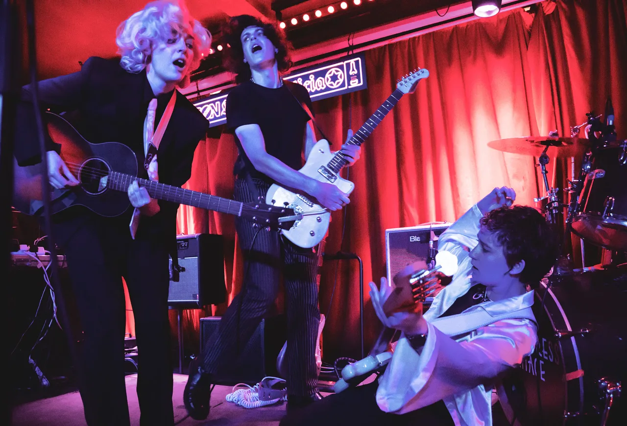 SON Estrella Galicia Soundhood Hackney delivers intoxicating levels of talent from a heady mix of genre-bending acts