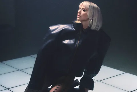 Dagny has unveiled ‘Dancefloor Erotica’, kicking off a more dance-driven new chapter