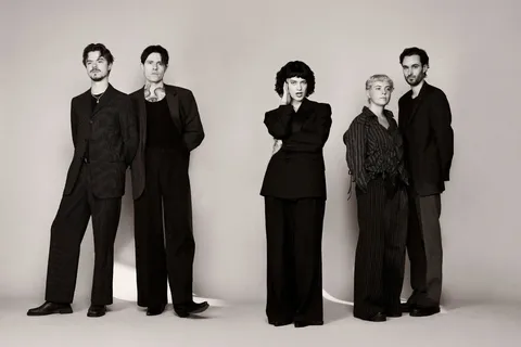 Girl In The Year Above have arrived with their Really Very Good debut single 'Mama, My Heart Is Achin''