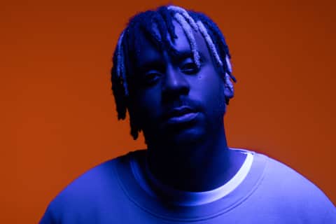 Myles Smith has shared the deeply personal ‘Hold Me In The Dark’ from debut album ‘My Mess, My Heart, My Life’