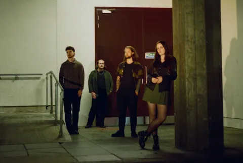 Slaney Bay have returned with ‘That’s Cool’, a new single about mixed signals and close friendships