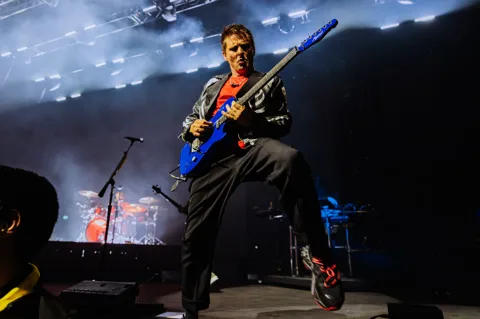muse_brixton_academy_frances_beach-09.jpg