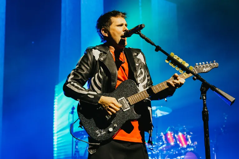 muse_brixton_academy_frances_beach-12.jpg
