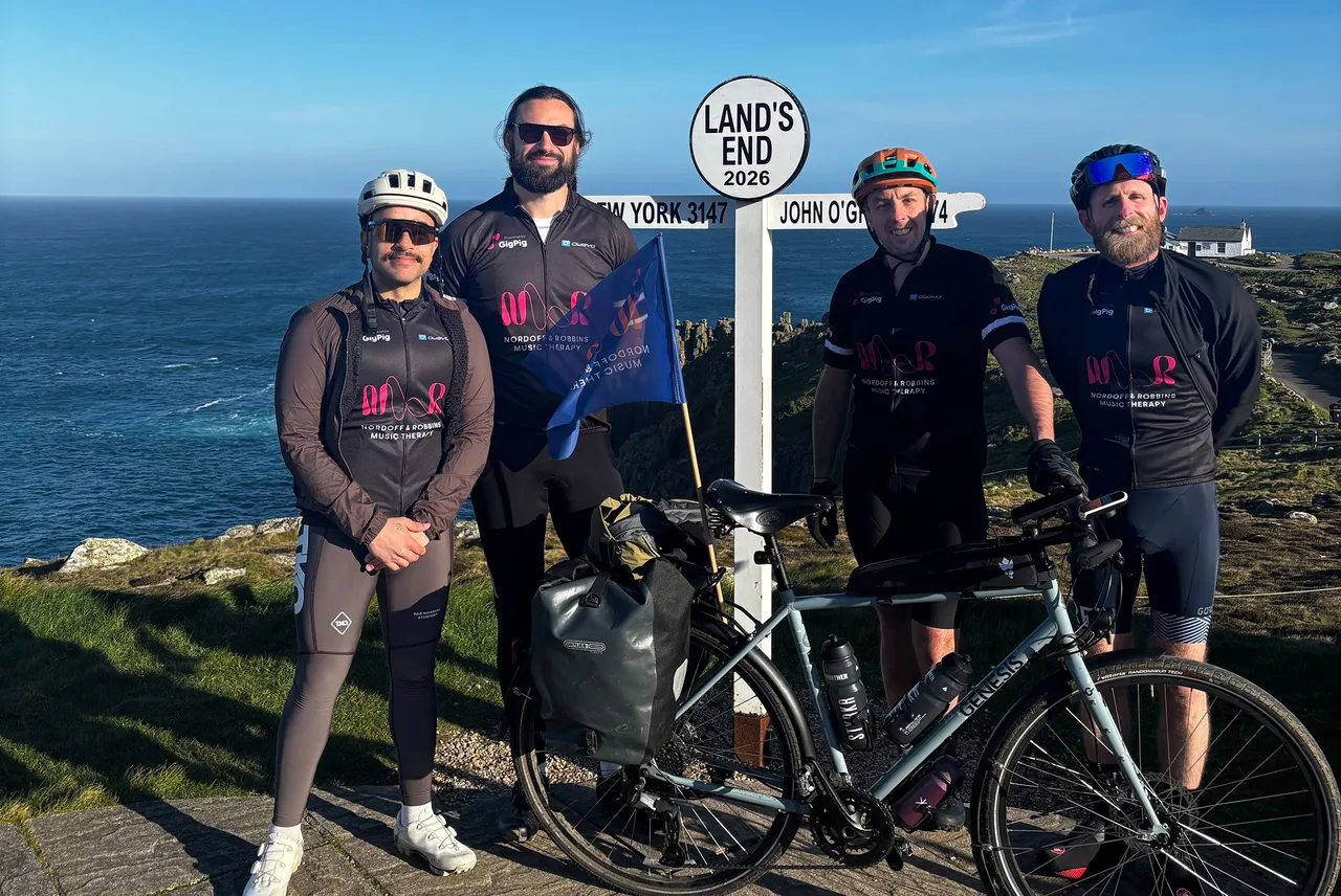 The 1975's Ross MacDonald is pushing himself to the limit for music therapy