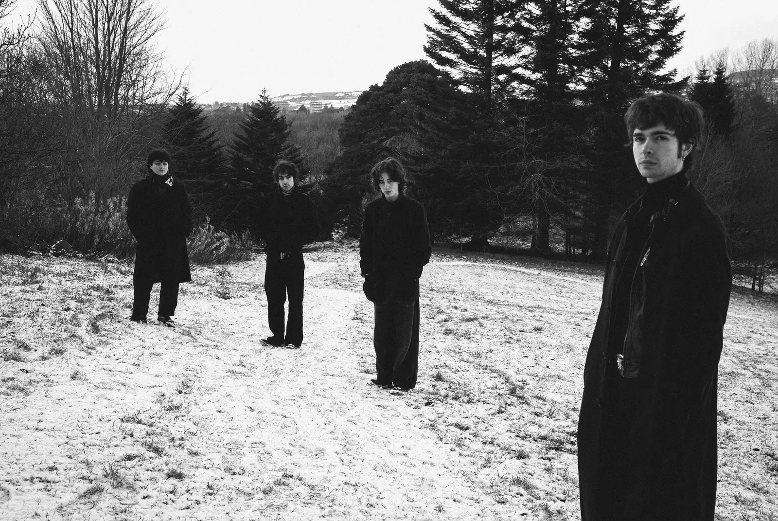 Makeshift Art Bar have signed to Heist or Hit and shared ‘Chocolate’ from new EP ‘Marionette’