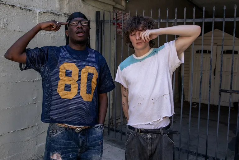 Master Peace has joined forces with Thomas Day on new single ‘Love Hate’