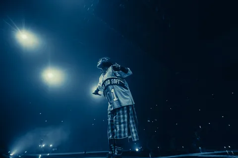 Billie Eilish has shared a trailer for her new concert film, directed by James Cameron