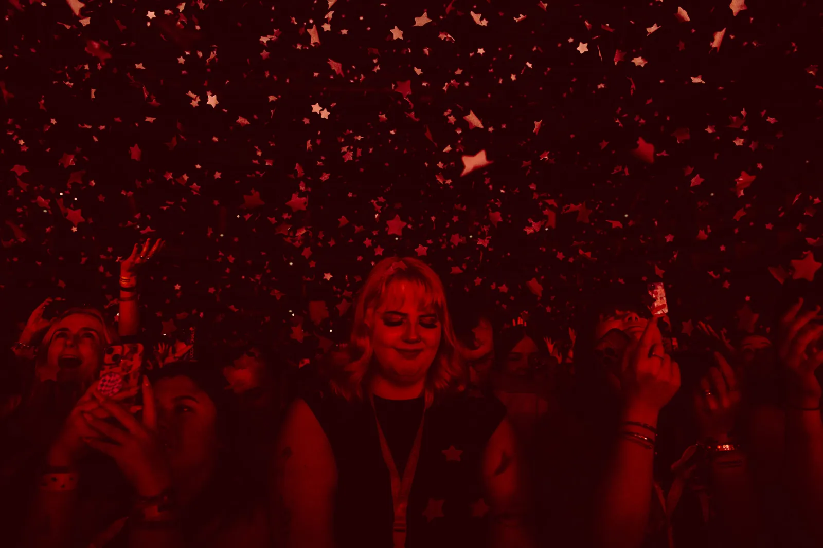 5SOS-(5-Seconds-Of-Summer)----The-O2---Patrick-Gunning-4202.jpg