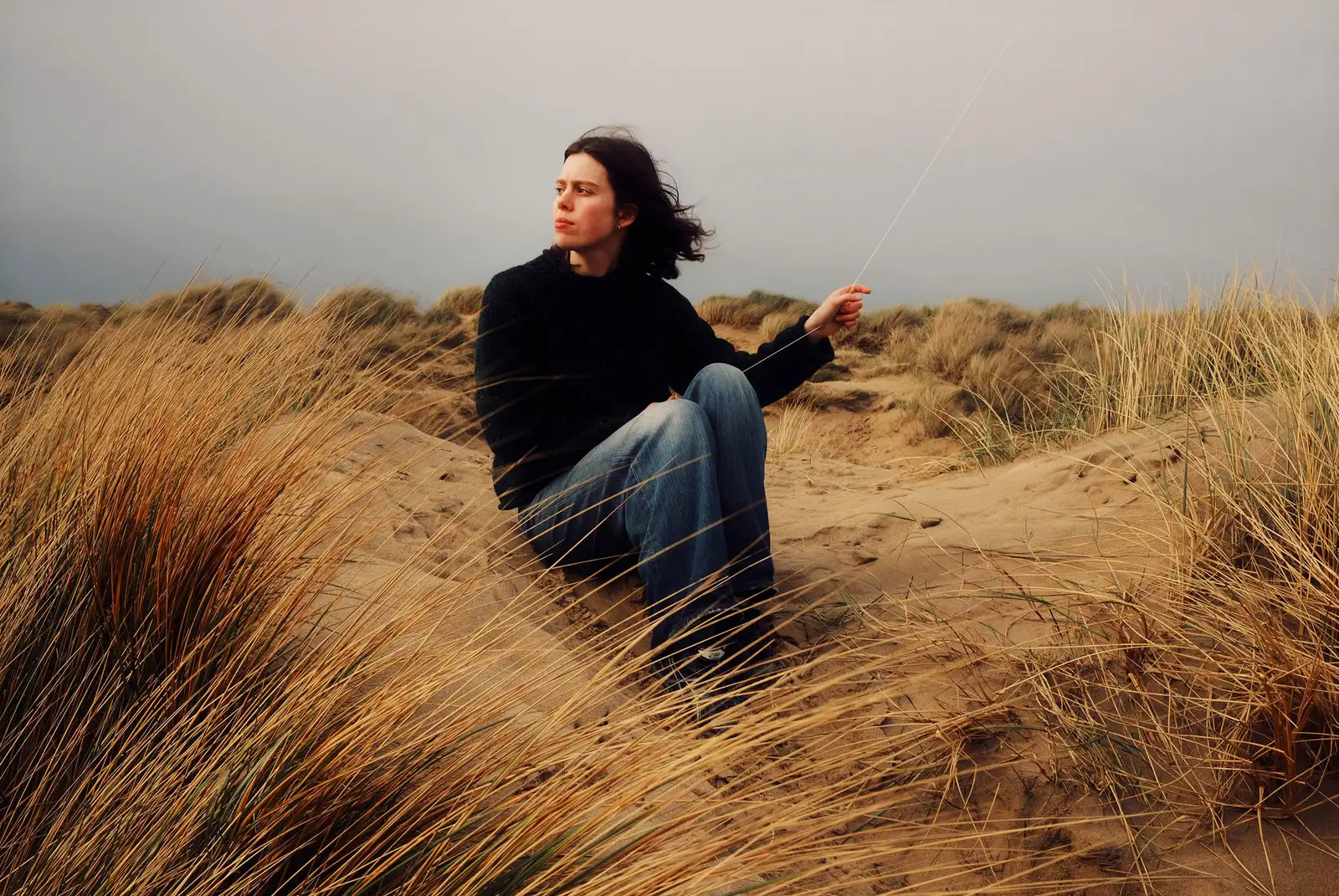 Bonnie Kemplay has shared ‘Dandelions’, exploring the loss of childhood magic