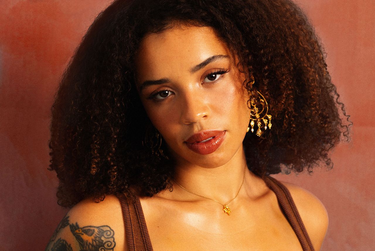 Bel Cobain’s new EP ‘Kizzy’ is a journey through grief and growth