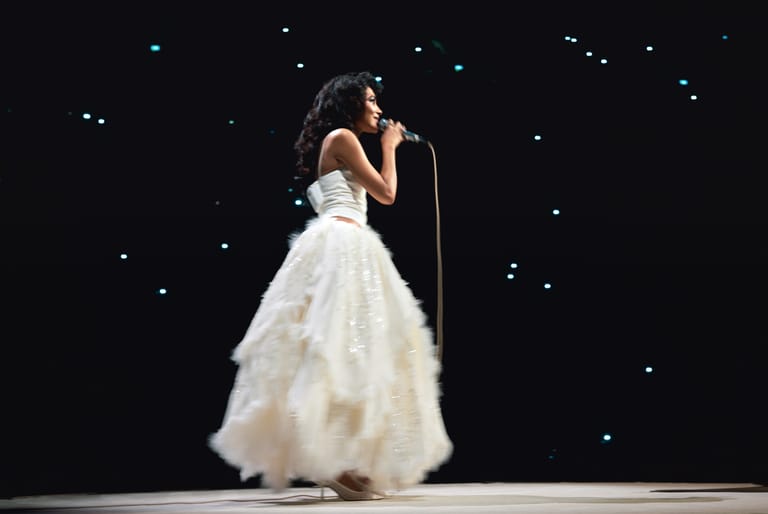 Olivia Dean turns The O2 into a love-in for the ages