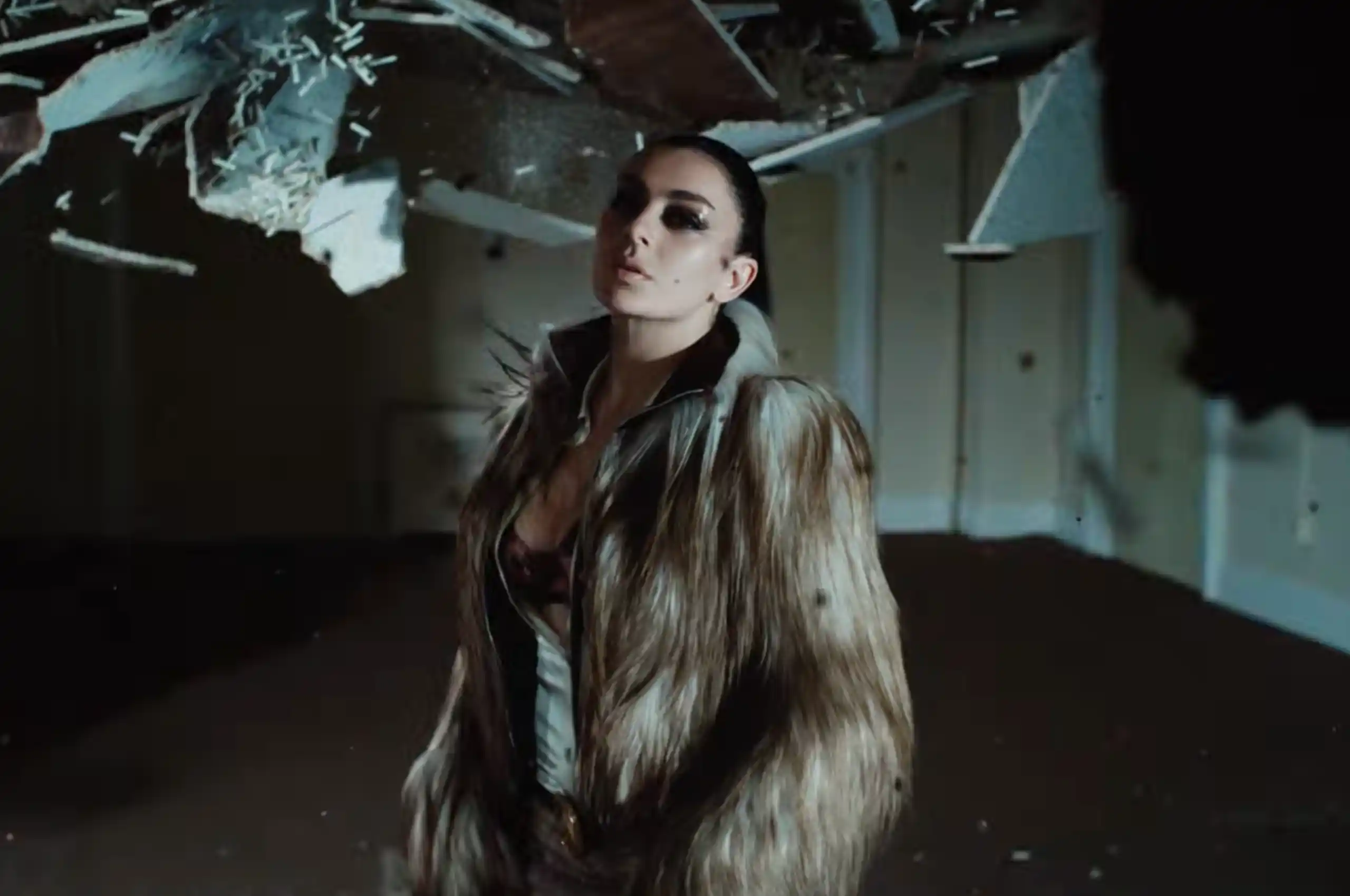 Charli xcx: Everyone's talkin' 'bout 'ROCK MUSIC'