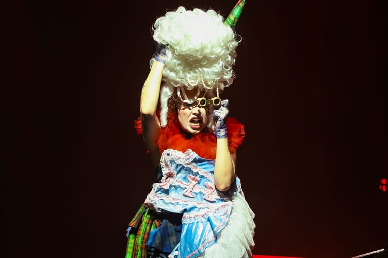 haute_and_freddy_bush_hall_frances_beach-02.jpg