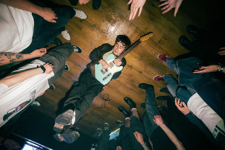 Montreal meets London in a chaotic Monday night at The Grace