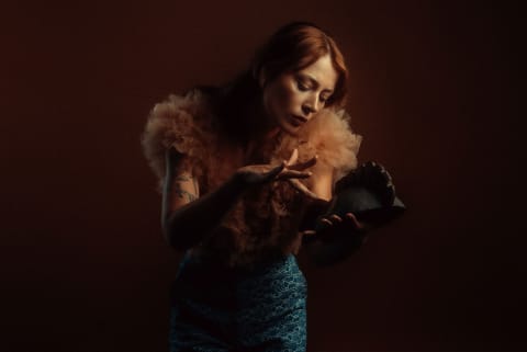 Grace Cummings has announced her new album ‘Bloodhorse!’ with haunting single ‘My God’