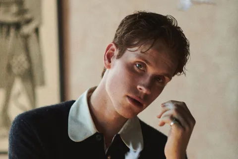 Sebastian Schub has shared new song 'Be Still' ahead of his debut EP release