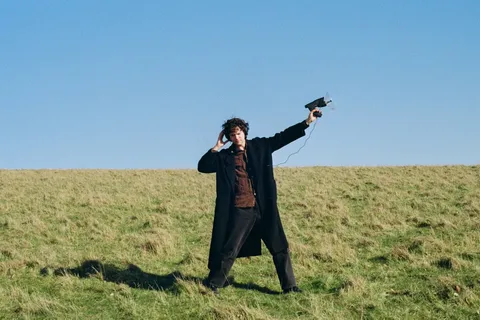 easyclear has dropped his debut EP 'Green', sharing lead single 'The Pigeon'