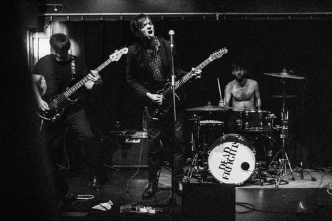 Dead Freights have dropped new single 'Do The Gruesome' from their upcoming debut album