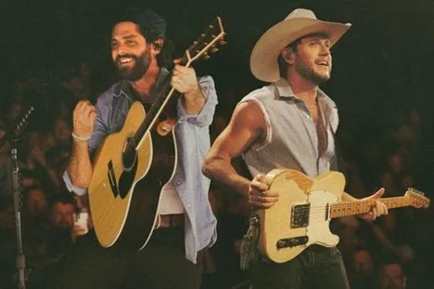 Thomas Rhett and Niall Horan have collaborated on new version of 'Old Tricks'