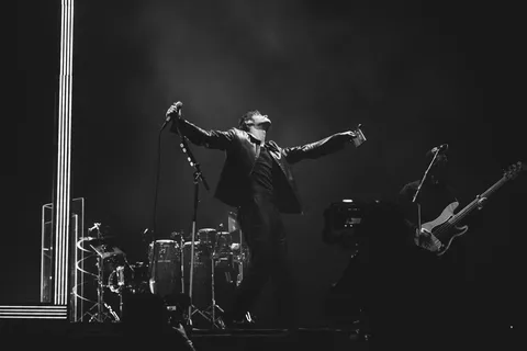 The 1975 turn back the clock at Reading 2023