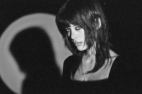 Alissic has revealed a video for her latest single, 'Superstitious’