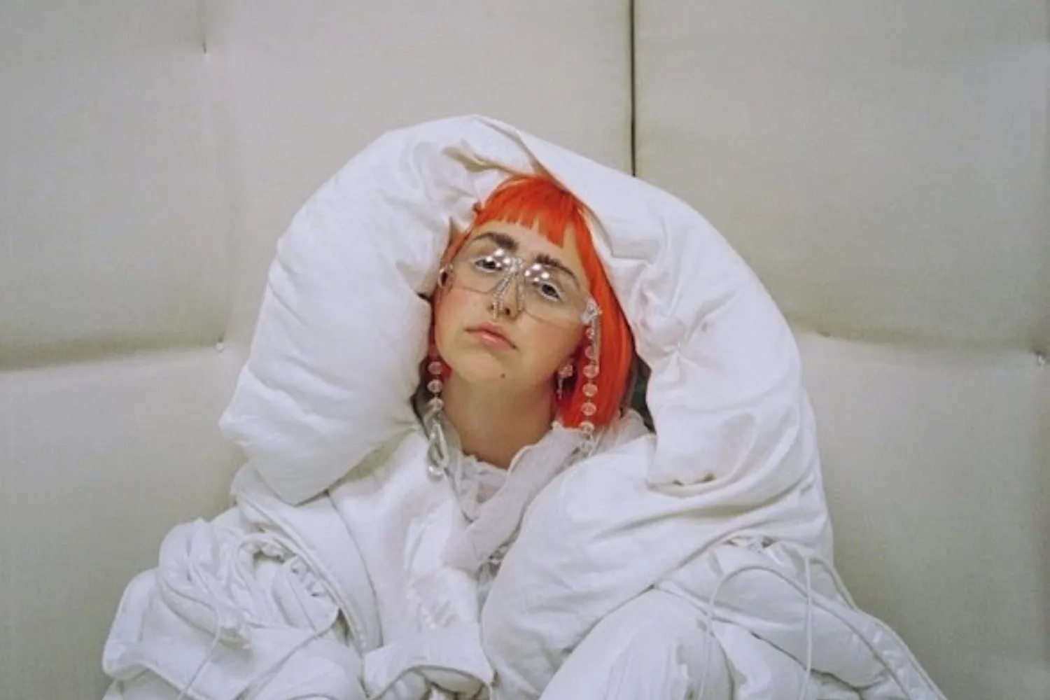 Amelia Moore has shared her live EP, ‘...in other ways’