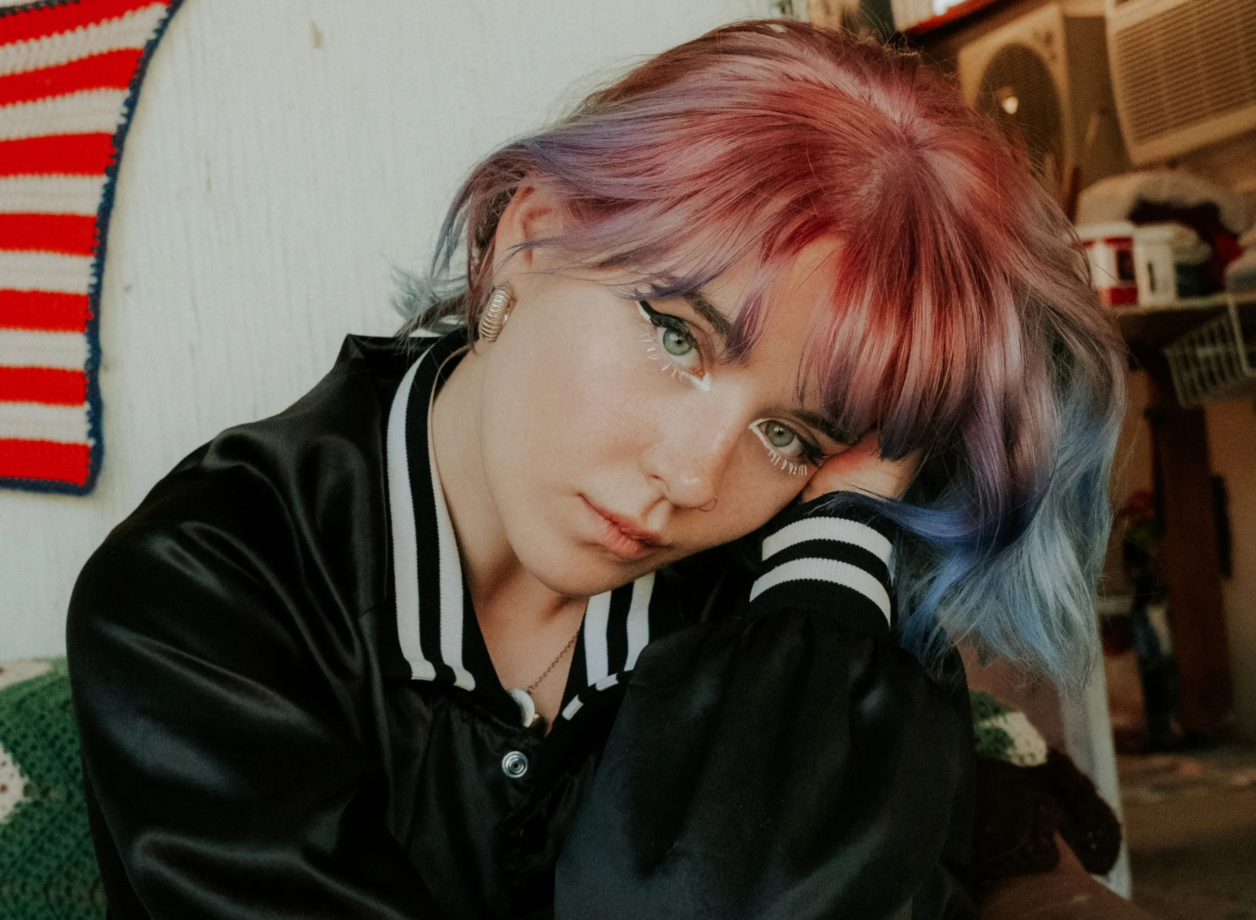 April has dropped her new seven-track EP, ‘STARLANE’