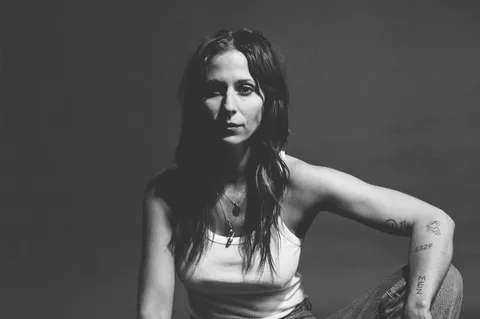 Bully and Soccer Mommy have teamed up on new single 'Lose You'