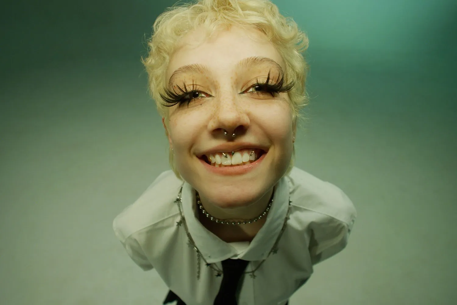 Chloe Moriondo has released her long-awaited single 'Hell Hounds', plus a deluxe edition of 'Blood Bunny'