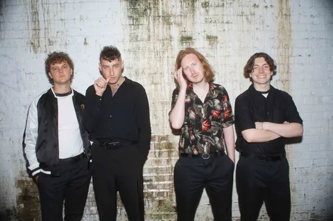 Sea Girls have shared another preview of their second album 'Homesick', 'Sleeping With You'