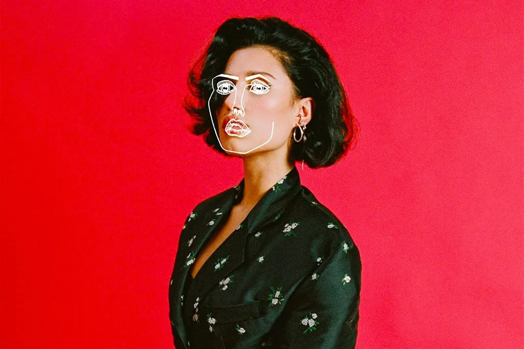 Disclosure and Raye are teaming up for a new track, 'Waterfall'