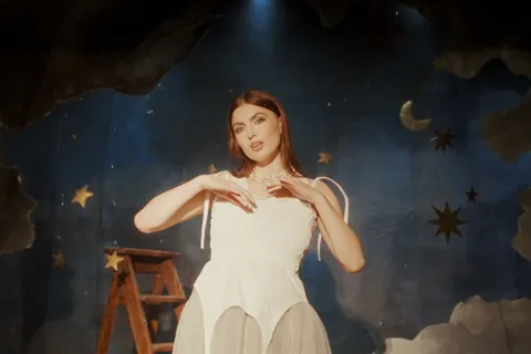 Emmeline has unveiled a new video for 'Dust', featuring Kojey Radical