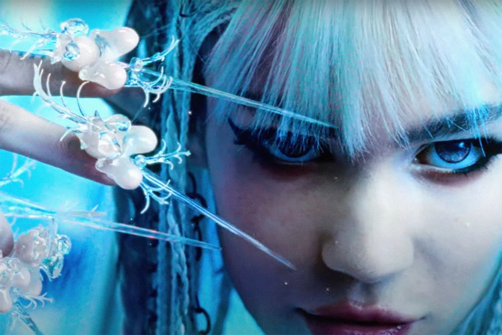 Grimes has dropped her brand new single, 'Shinigami Eyes'