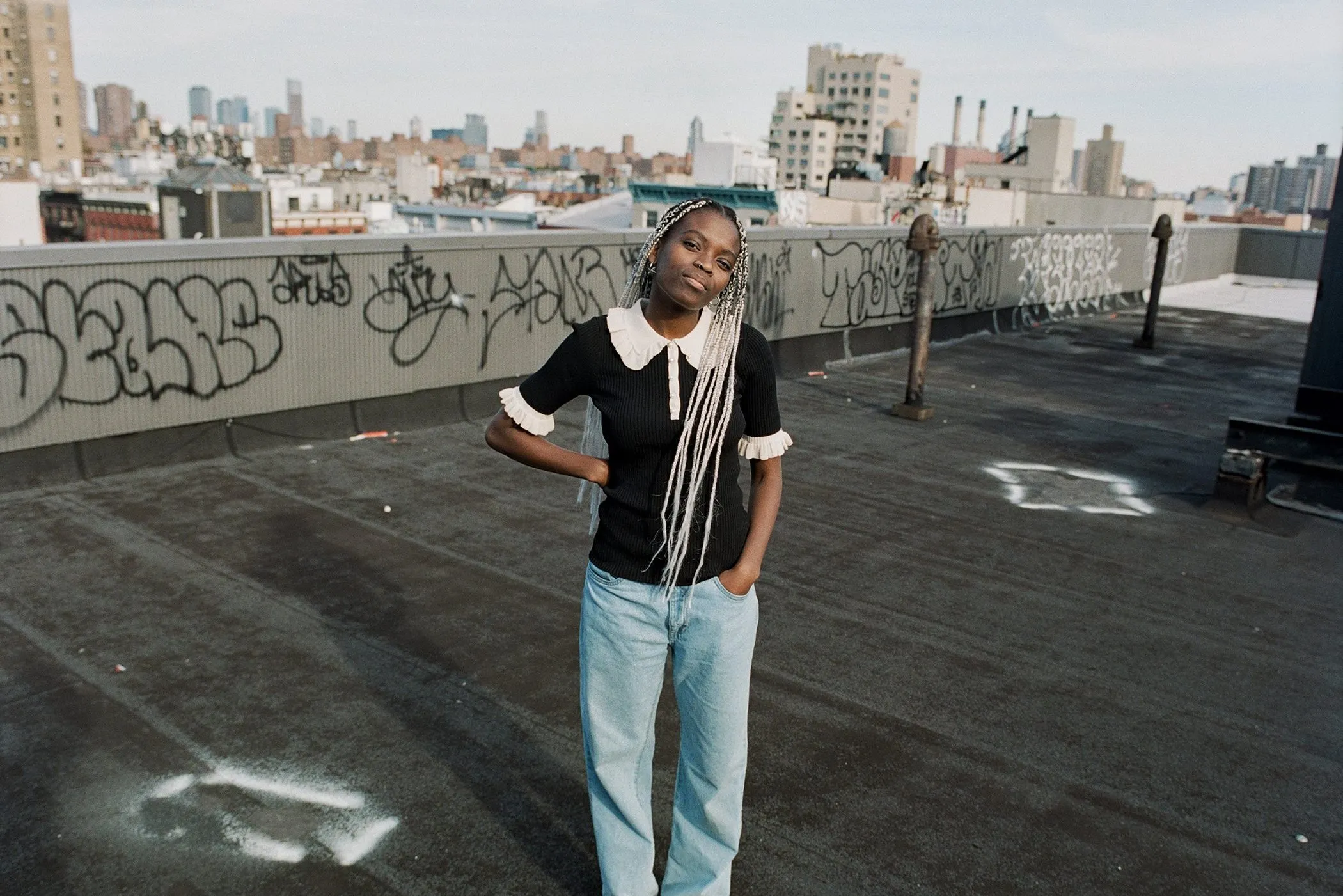 Hannah Jadagu shares new single 'Warning Sign' - listen