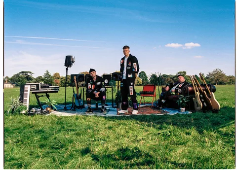 NOISY have shared an alternative version of their single ‘RUDEBOY’, featuring Master Peace