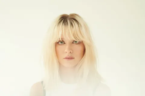 Maisie Peters has shared a release date for the first taster of her second album, ‘Body Better’