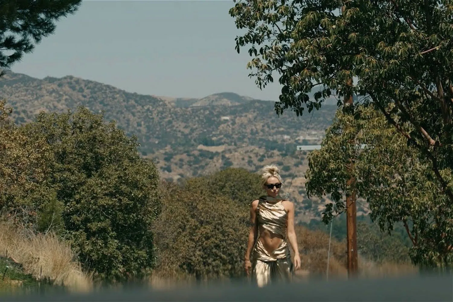 Miley Cyrus is singing in the shower with her new teaser for upcoming single 'Flowers'