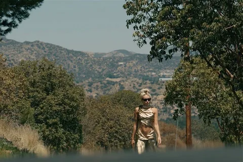 Miley Cyrus is singing in the shower with her new teaser for upcoming single 'Flowers'