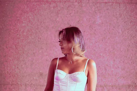 Rising Londoner Dutch Mustard has shared her new EP ‘An Interpretation Of Depersonalisation’