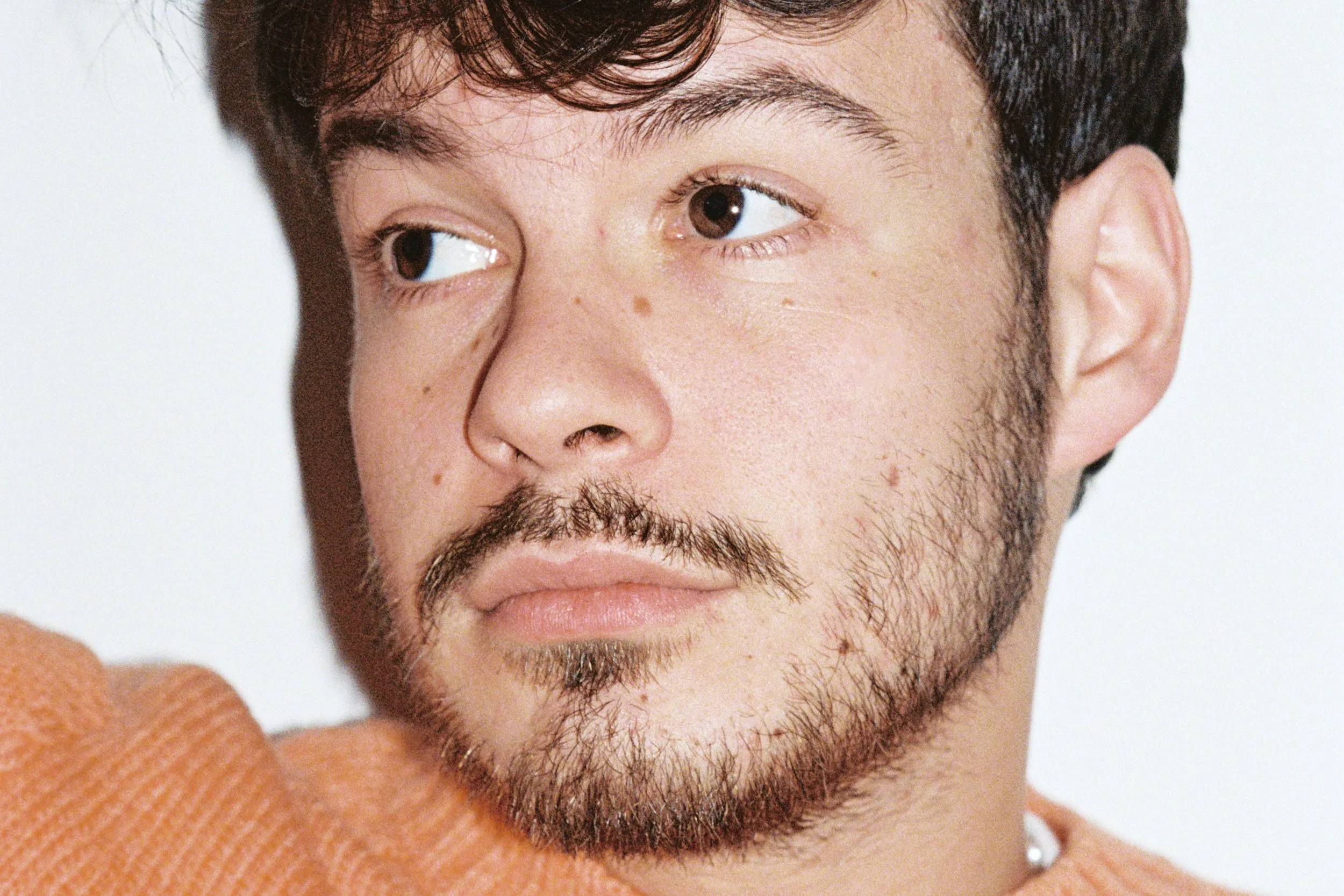Rex Orange County has announced a new album, 'WHO CARES?'