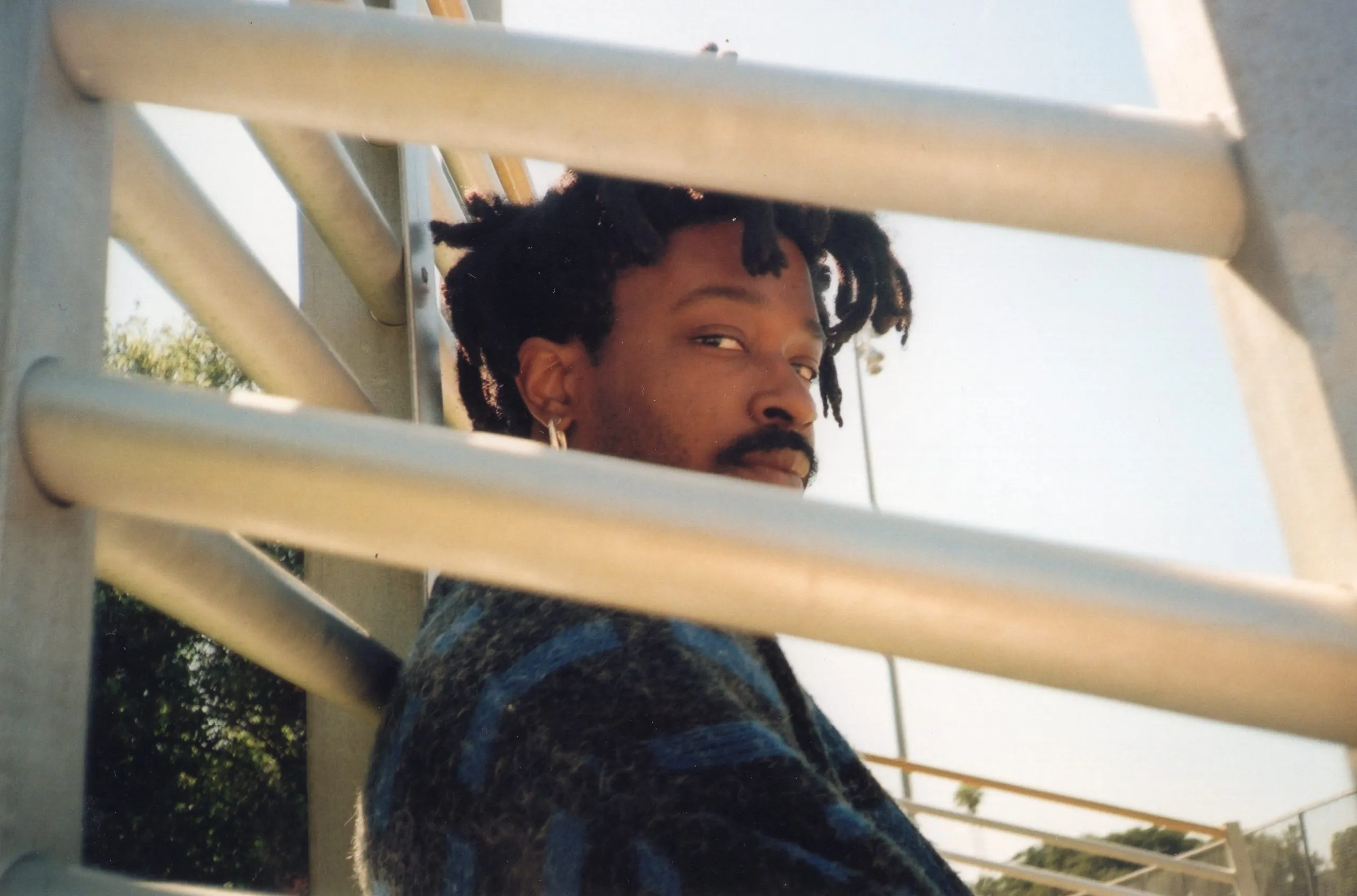 SEB has shared a brand new single, 'SAVE ME'