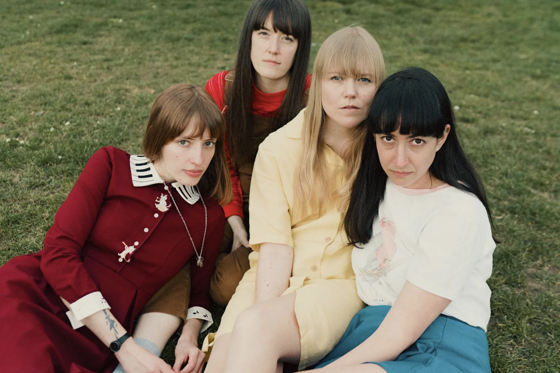 Los Bitchos have shared a new covers EP, 'PAH!'