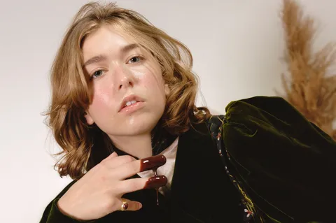 Snail Mail has dropped a full-band performance of 'Valentine', with a new early demo to come on the big day