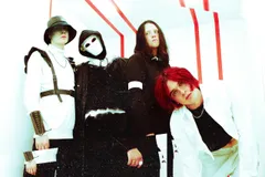 Static Dress have lined up a secret London event called ‘A Live Death Display’