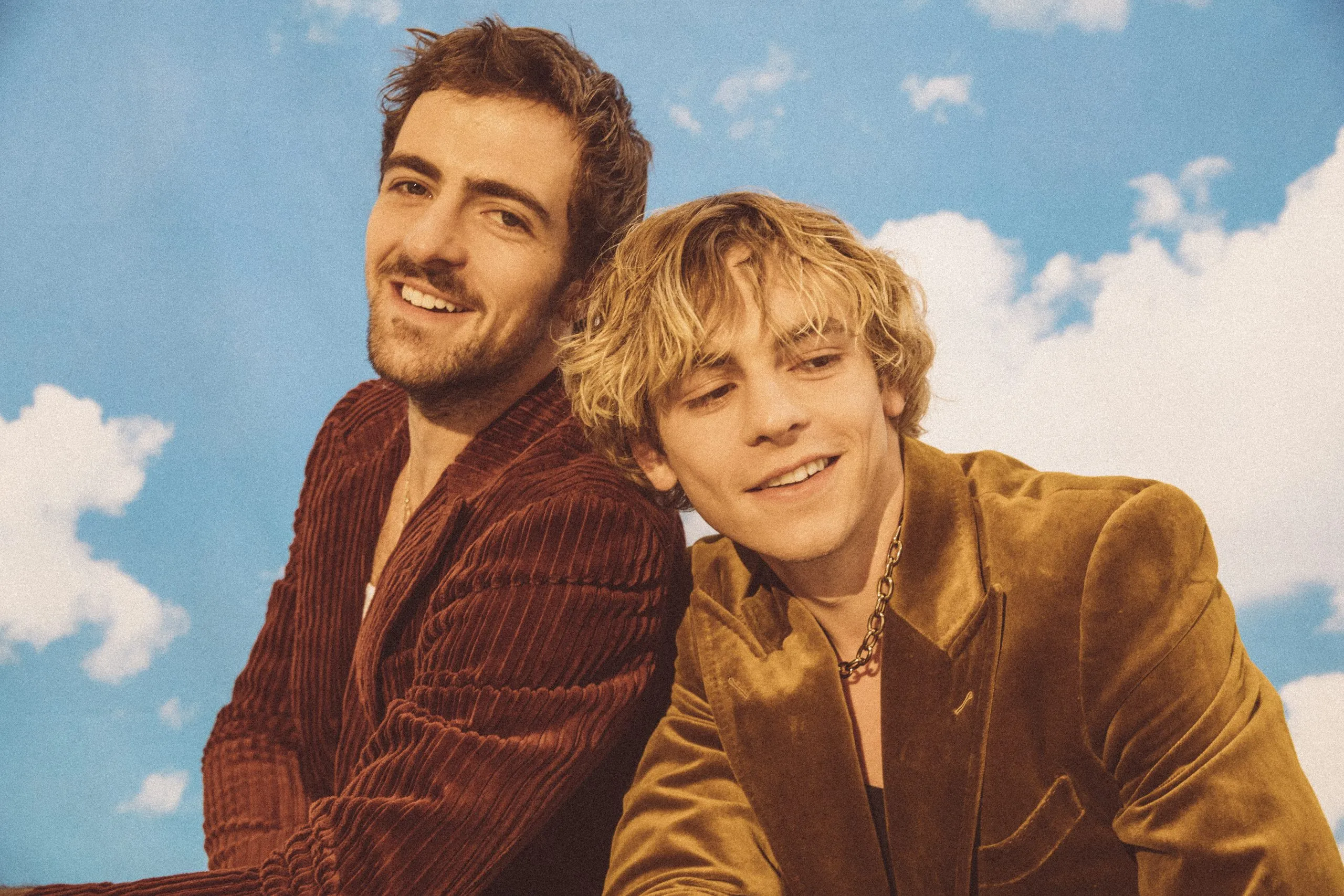 The Driver Era release music video for ‘Fantasy’, a cut from their vibrant ‘Summer Mixtape’