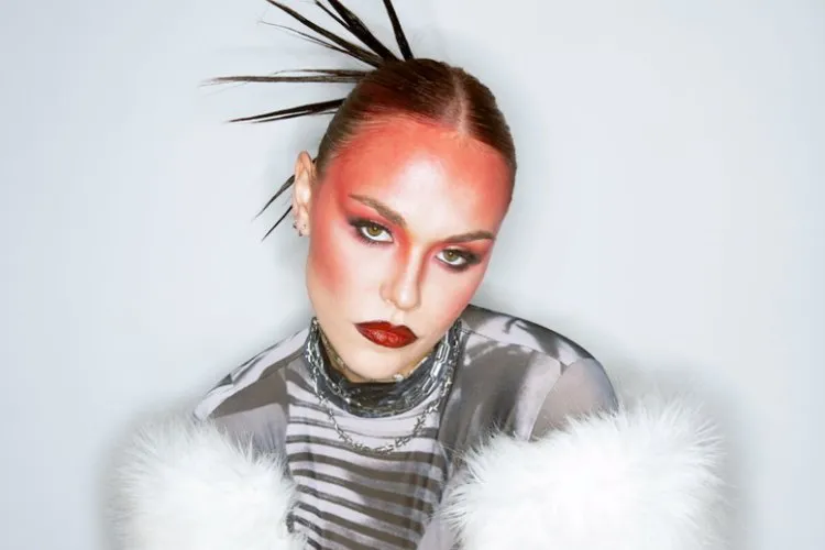 UPSAHL has released ‘Into My Body’, a single from her newly-announced EP, ‘Sagittarius’