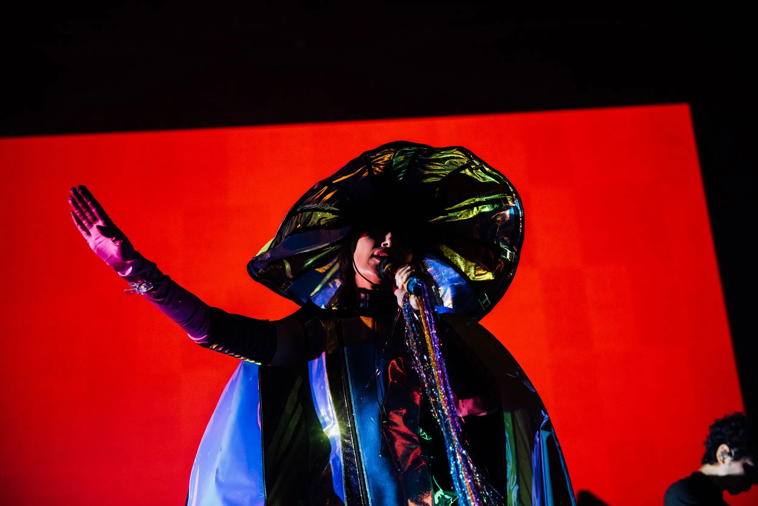 Dave Grohl and Karen O team up to perform Yeah Yeah Yeahs’ ‘Heads Will Roll’ - watch